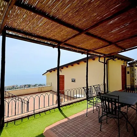 Sleeps 6 Pool Air Con Wifi Apartment Scala