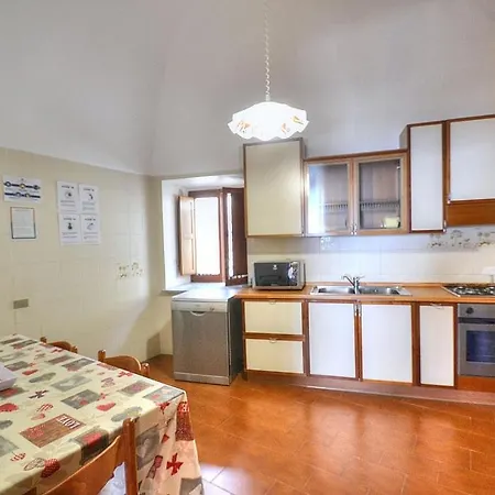 Apartment Sleeps 6 Pool Air Con Wifi *