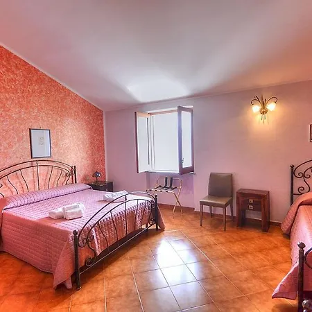 Sleeps 6 Pool Air Con Wifi *
